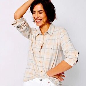 Faherty Women’s Legend Narragansett Sweater Shirt Plaid Medium